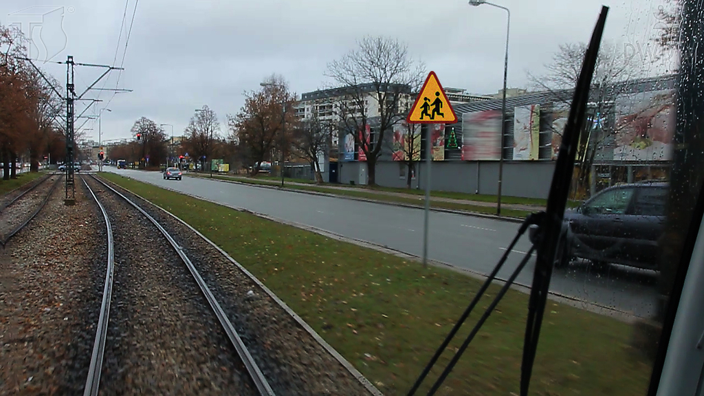Sytuacja drogowa — pytanie 2660: Czy  widząc ten znak jesteś ostrzegany o zbliżaniu się do miejsca szczególnie uczęszczanego przez dzieci?