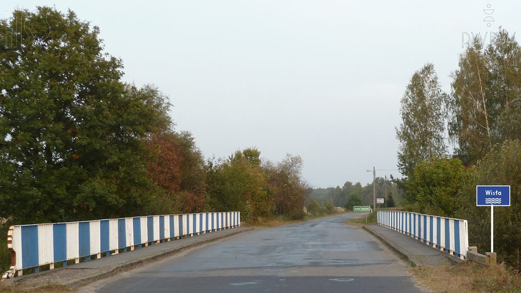 Sytuacja drogowa — pytanie 6185: Czy w tej sytuacji możesz zawrócić bezpośrednio za znakiem?