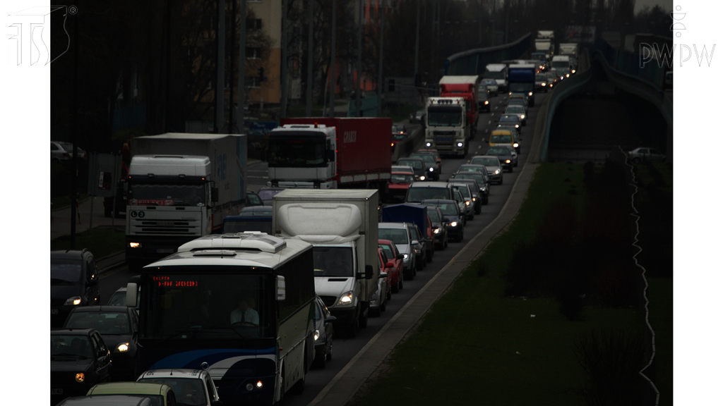 Sytuacja drogowa — pytanie 6759: Jaki jest maksymalny czas pracy kierowcy w danej dobie, w przypadku gdy praca jest wykonywana w porze nocnej?