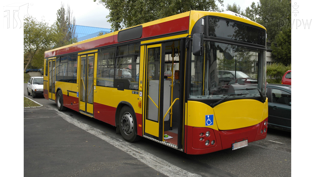 Sytuacja drogowa — pytanie 6859: Ilu pasażerów masz prawo przewozić autobusem komunikacji miejskiej?