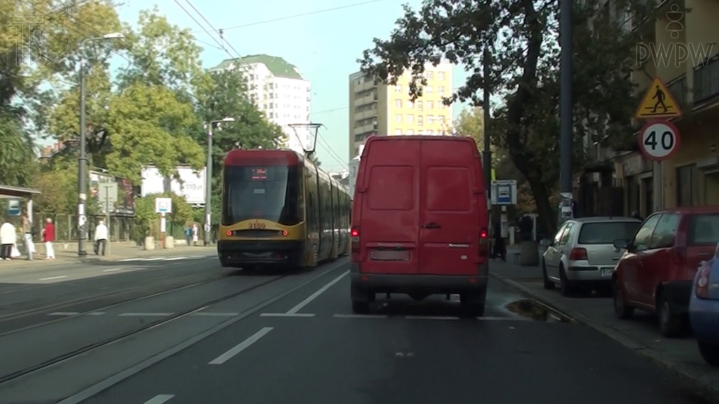 Sytuacja drogowa — pytanie 6946: Czy to ograniczenie prędkości obowiązuje kierującego tramwajem?