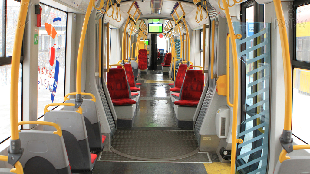 Sytuacja drogowa — pytanie 7043: Czy masz prawo wjechać na teren zajezdni nie upewniając się, że wszyscy pasażerowie wysiedli z tramwaju?