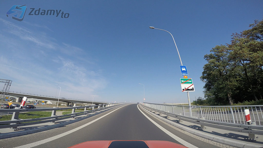 Sytuacja drogowa — pytanie 13452: Czy za widocznymi znakami wolno zwiększyć prędkość do 90 km/h?