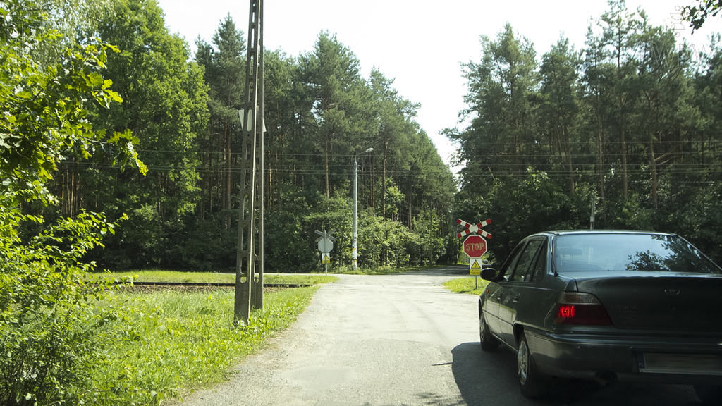 Sytuacja drogowa — pytanie 1484: Czy w tej sytuacji, rozpoczynając manewr wyprzedzania, możesz spowodować wypadek?