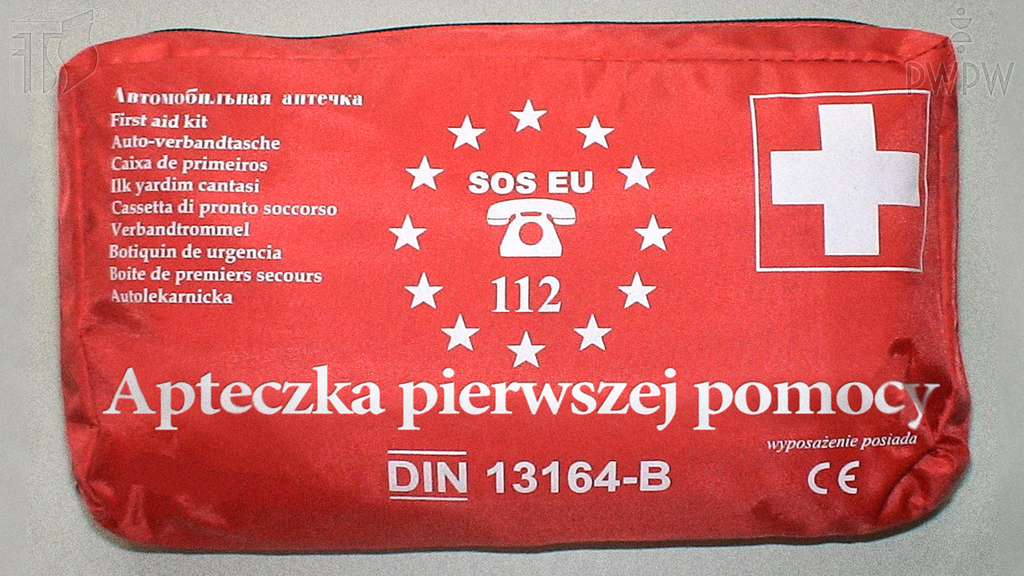 Sytuacja drogowa — pytanie 3669: Czy jako kierujący pojazdem, który uczestniczy w wypadku drogowym, masz obowiązek udzielenia niezbędnej pomocy jego ofiarom?