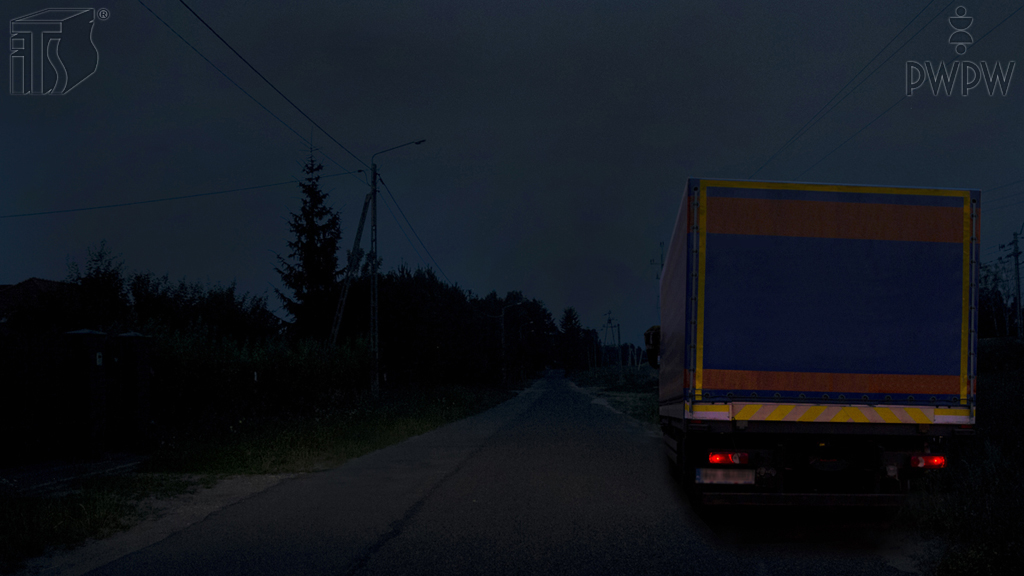 Sytuacja drogowa — pytanie 3732: Czy w tej sytuacji, parkując samochodem ciężarowym na drodze, masz obowiązek włączyć światła pozycyjne lub postojowe?